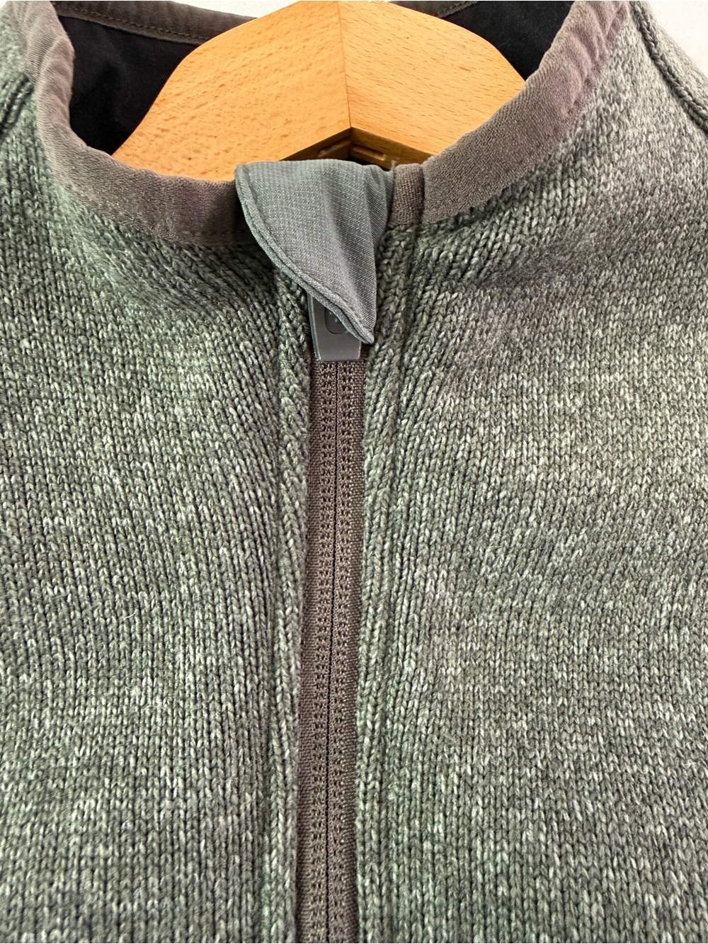 Figs Men's Forest Green Full-Zip Sweater Jacket - Picture 7 of 14